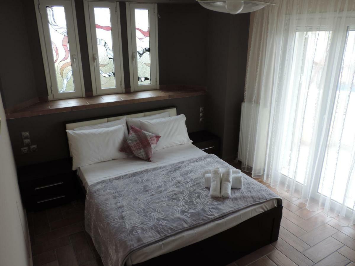 Vivi'S Home Артеміда Екстер'єр фото