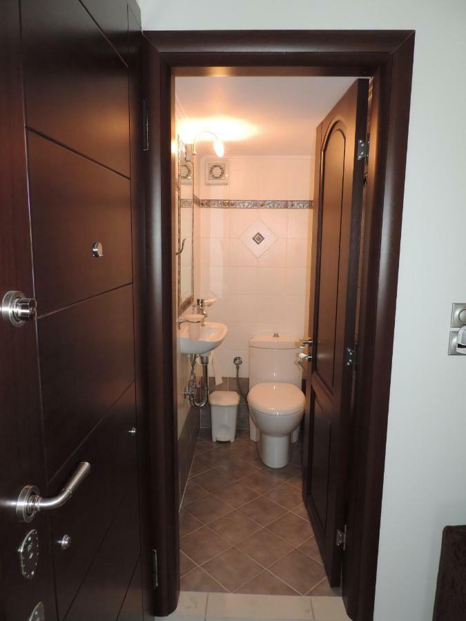 Vivi'S Home Артеміда Екстер'єр фото